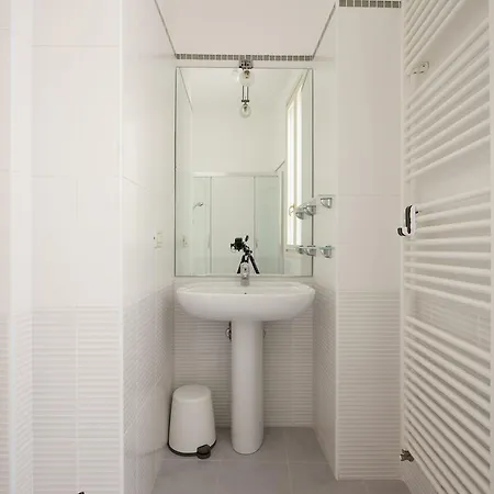 Triestevillas Ghetto Avantgarde 150 Apartamento