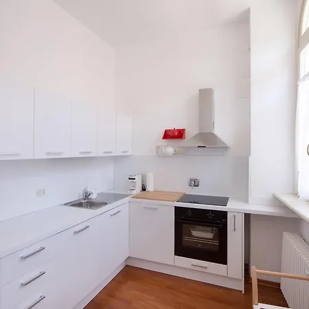 Apartamento Triestevillas Ghetto Avantgarde 150 *